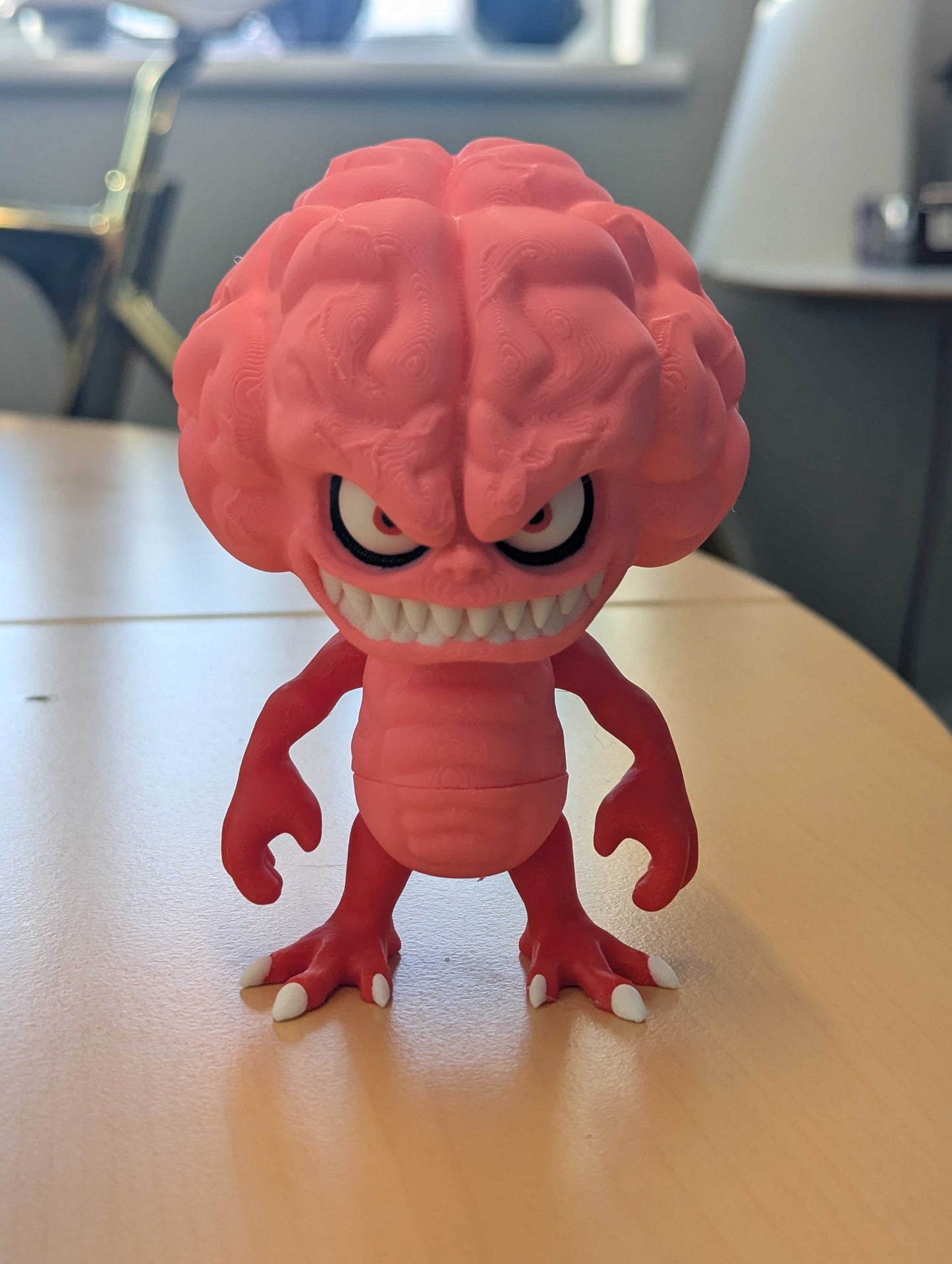 🧠 BrainBox – The Mastermind of the Deskies