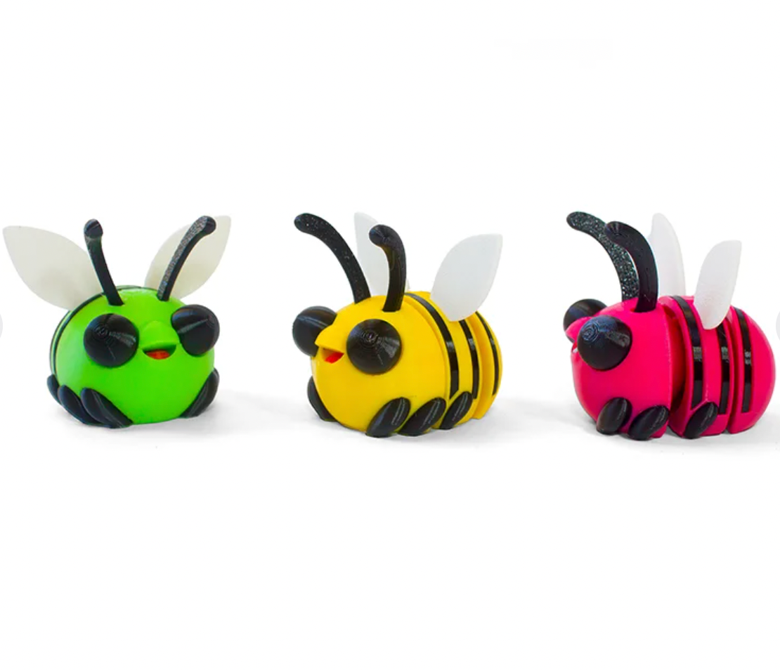 🐝 Beebo – The Chubby Bee Desk Buddy