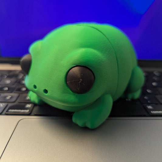 🐸 Gumdrop – The Chubby Frog Desk Buddy