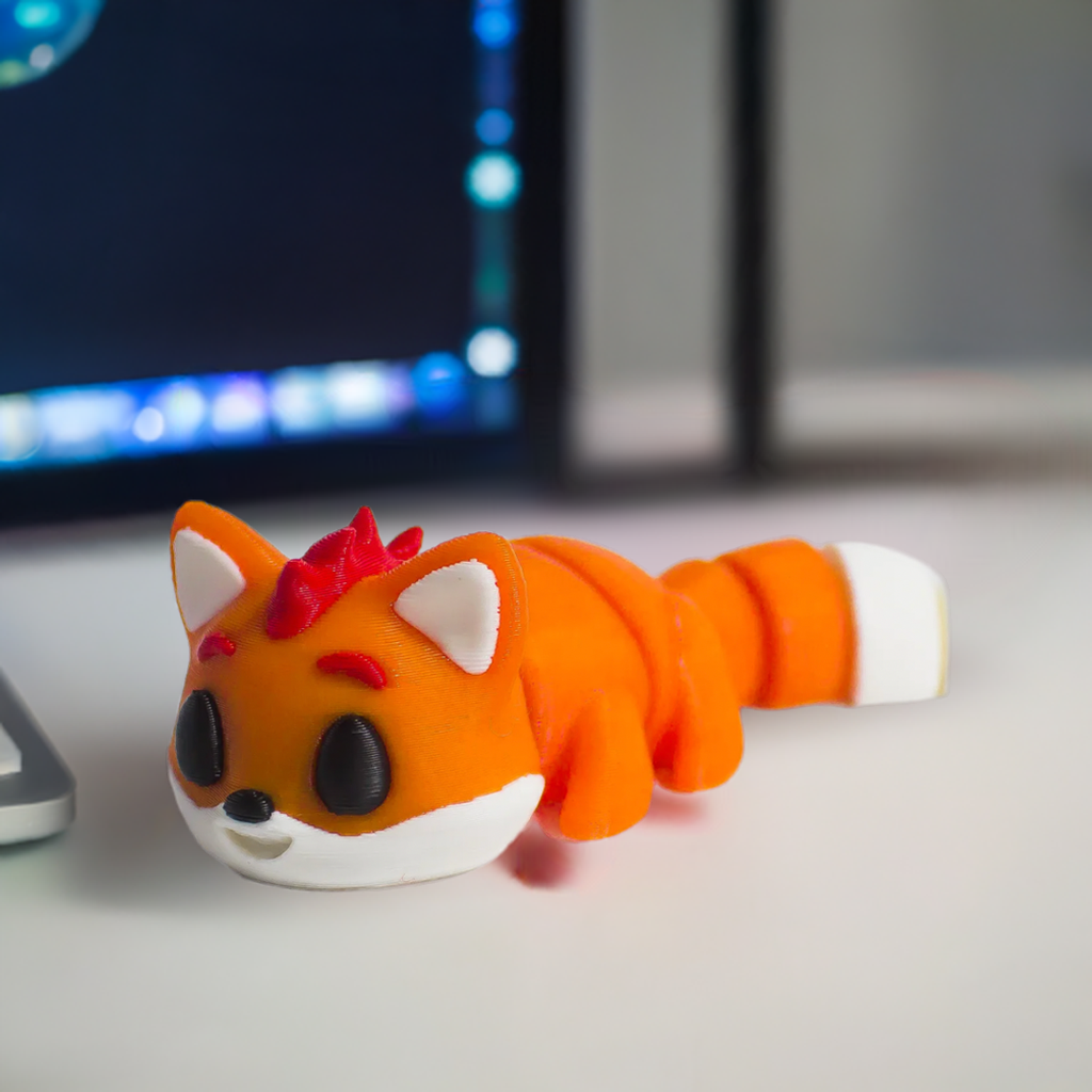 🦊 Rustie – The Playful Fox Desk Buddy