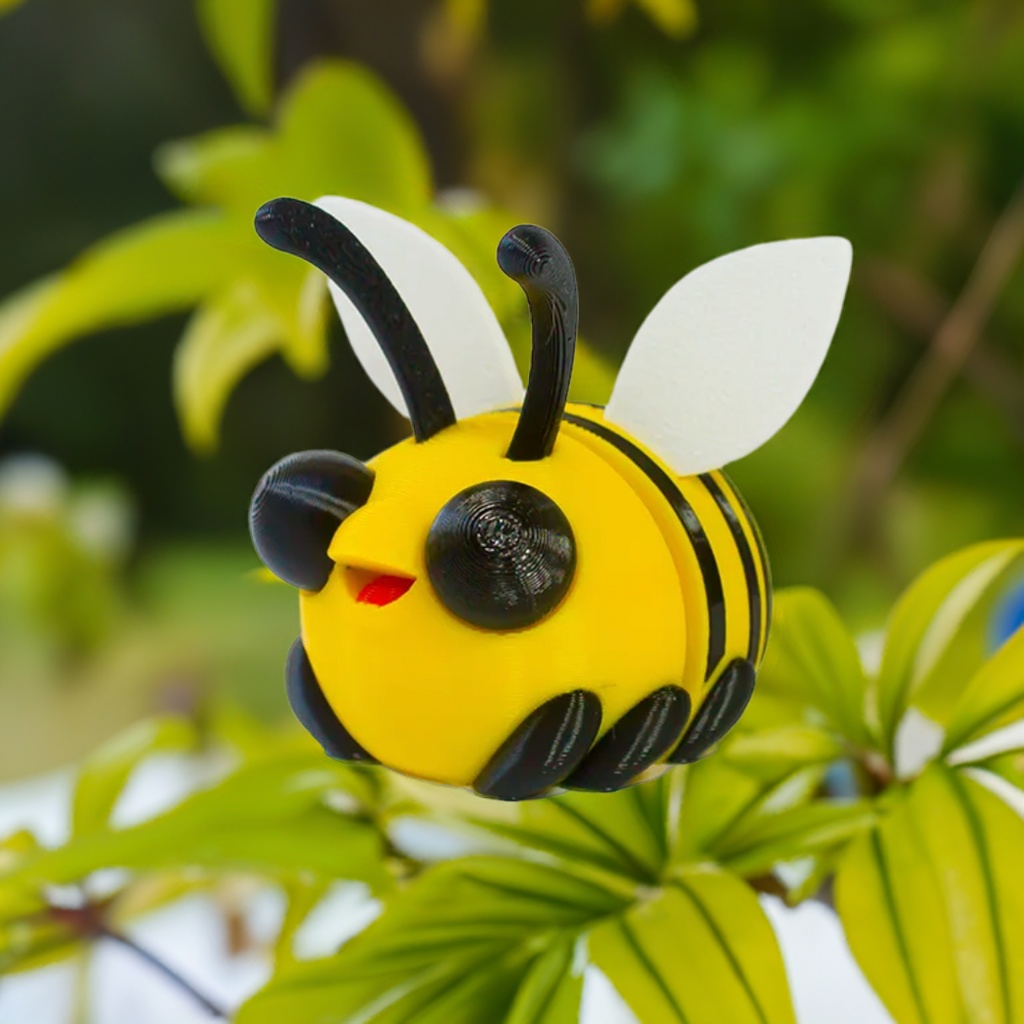 🐝 Beebo – The Chubby Bee Desk Buddy